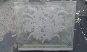 ガラスデザイン墓石/彫刻「花」